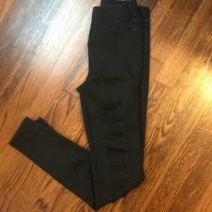 Umgee distressed jeggings